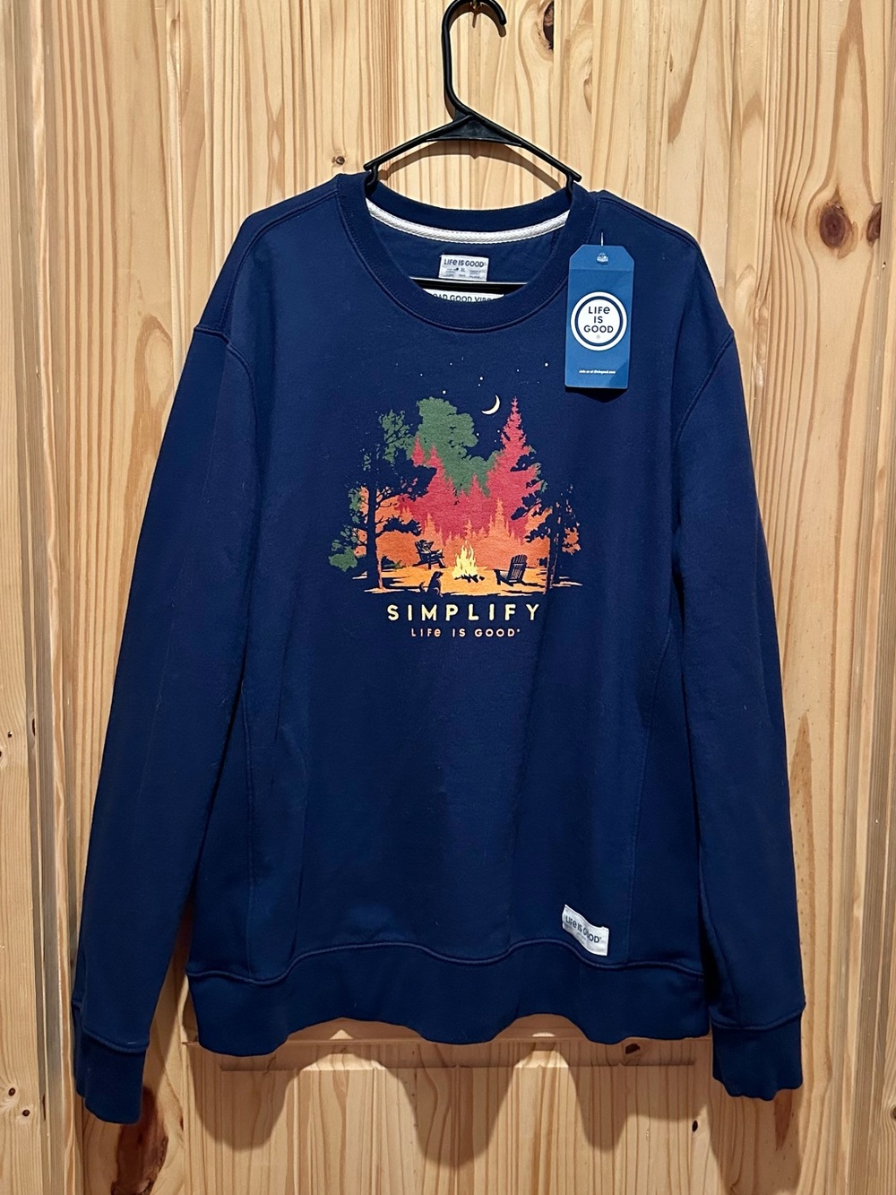 Life Is Good Navy Crewneck Sweatshirt with Campfire Forest Graphic XL